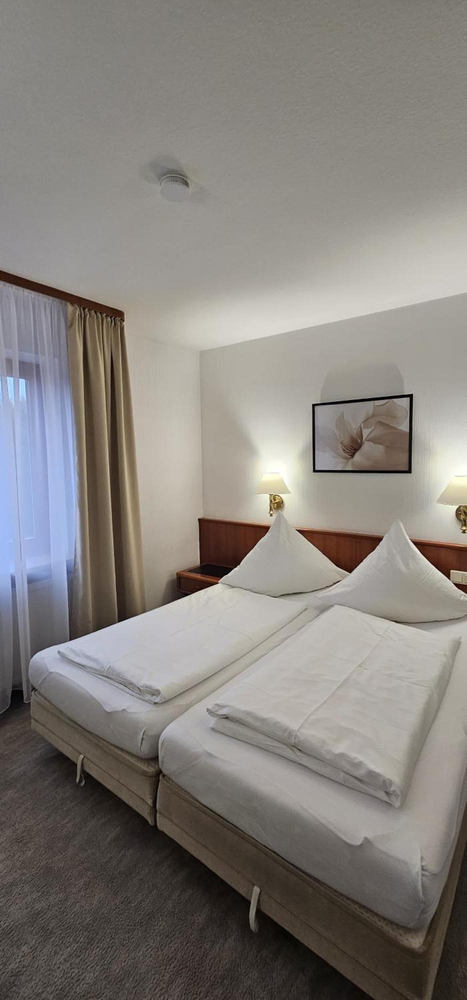 Hotel Garni Vierjahreszeiten Bad Staffelstein Kültér fotó