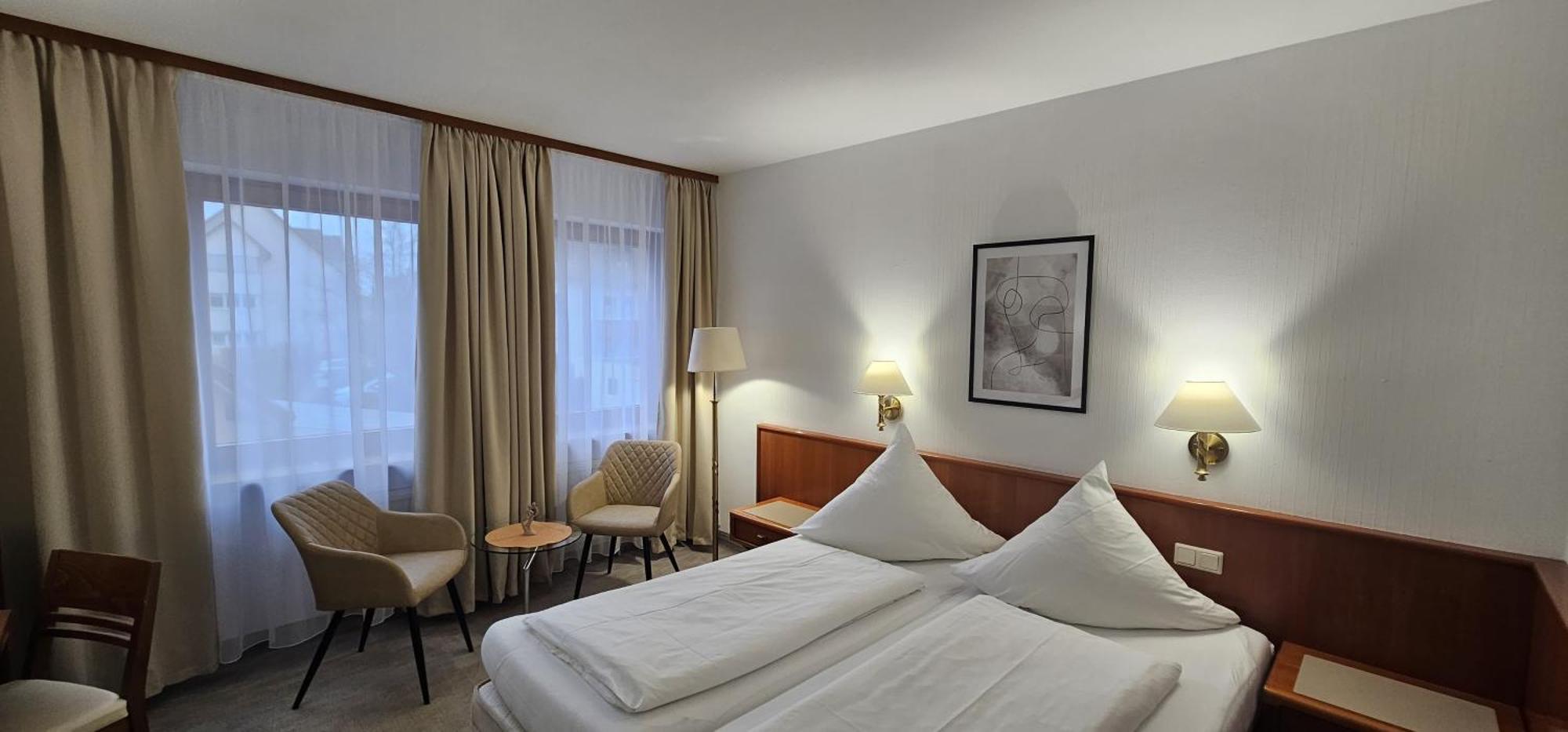 Hotel Garni Vierjahreszeiten Bad Staffelstein Kültér fotó