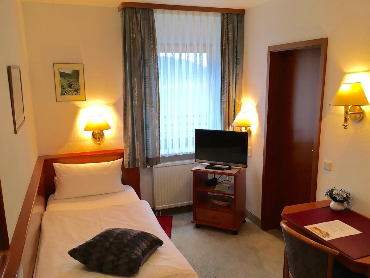 Hotel Garni Vierjahreszeiten Bad Staffelstein Kültér fotó